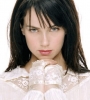 mia kirshner